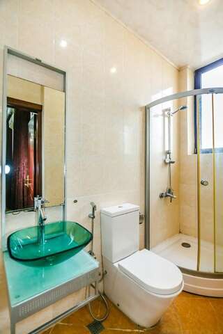 Отель HOTEL APARTMENT VIP SAHIL RESIDENCE Баку Апартаменты с балконом-2